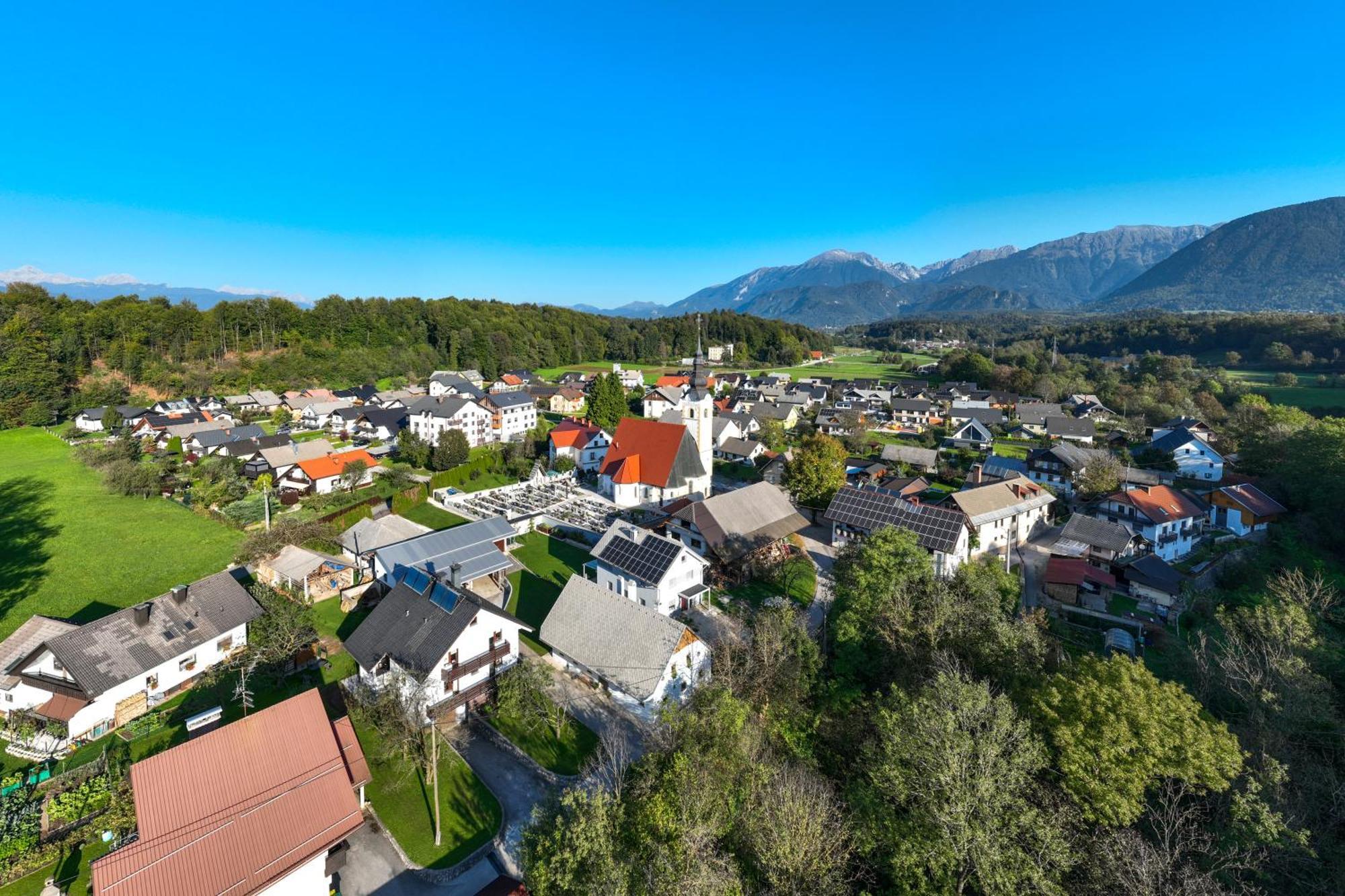 Appartamento Apartma Dreamscape Radovljica Esterno foto